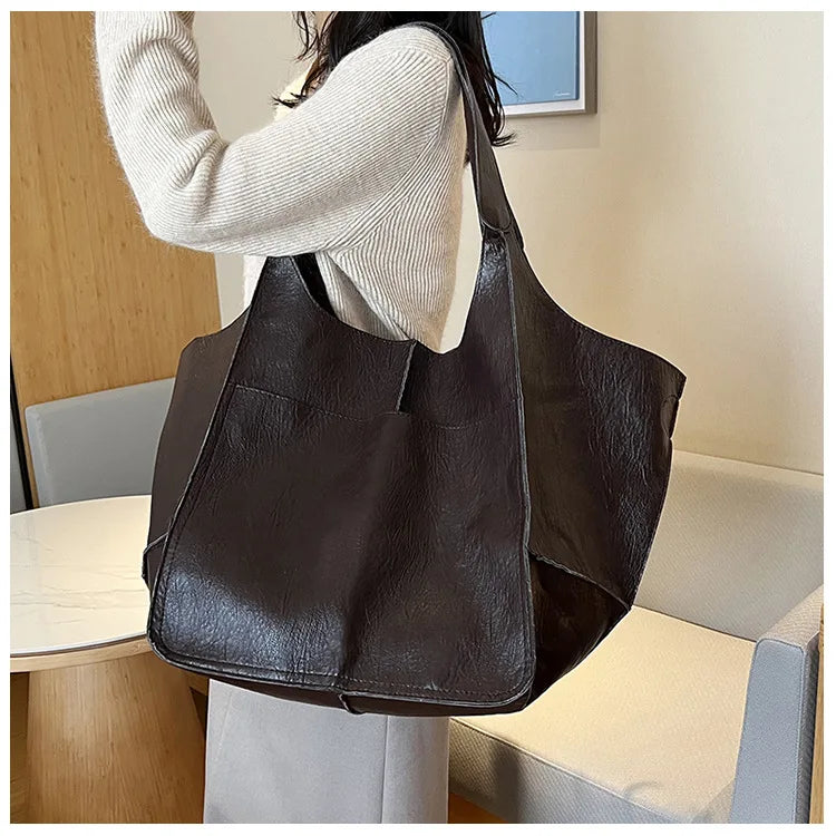 RUTH™|TIMELESS ALLURE TOTE BAG