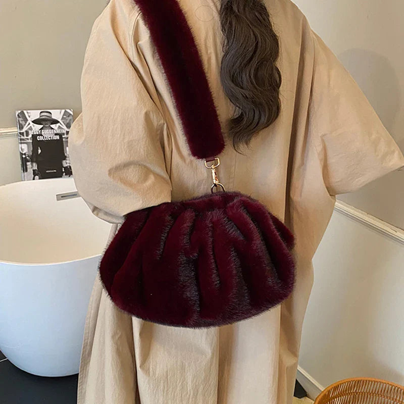 ELOWEN™|GATHERED SHOULDER BAG